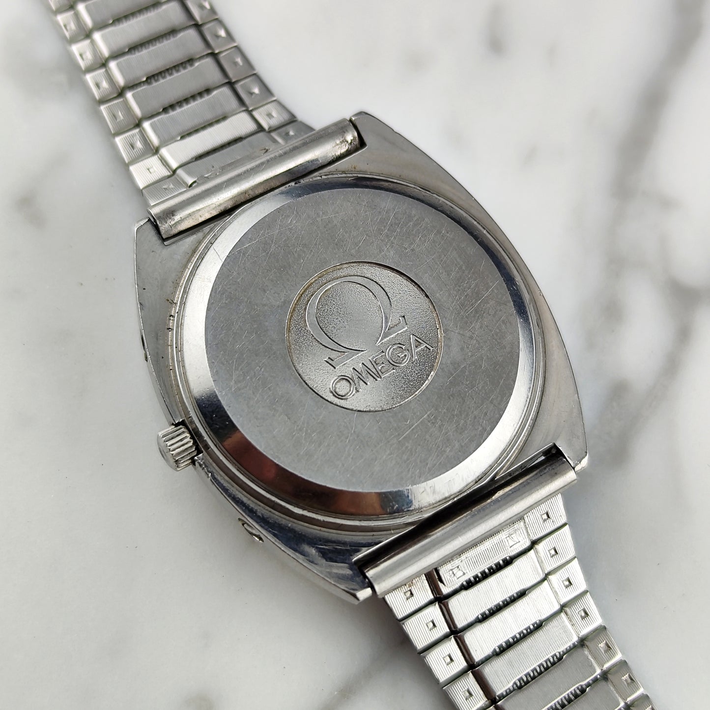 Omega Genéve Steel Quartz Silver Dial Rare German Day-Date 1973 [REF. 196.0066]