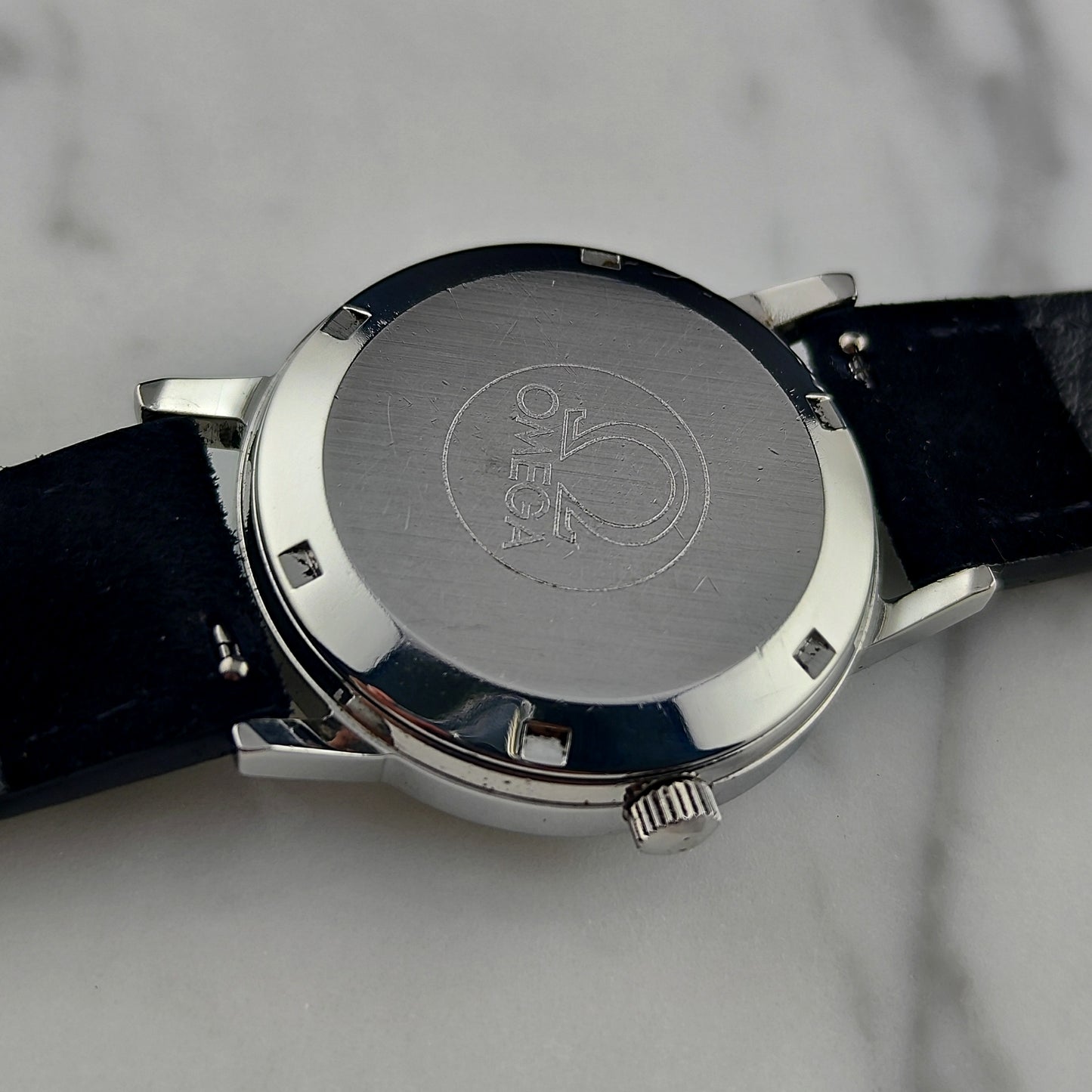 Omega Genéve Steel Silver Dial Date 1974 [REF. 166.0163]