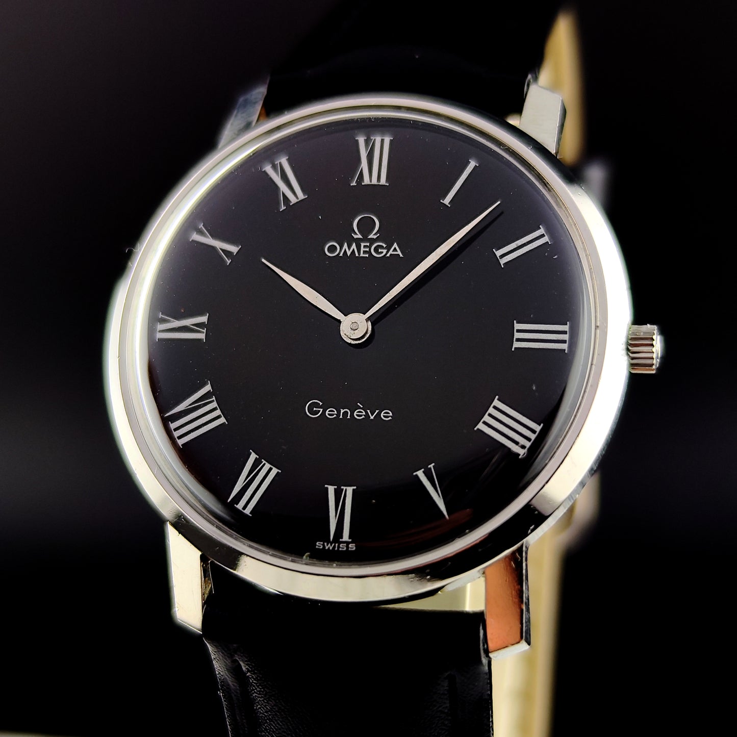 OMEGA Genéve Super Rare Black Roman Dial 1973 [REF. 111.0108]