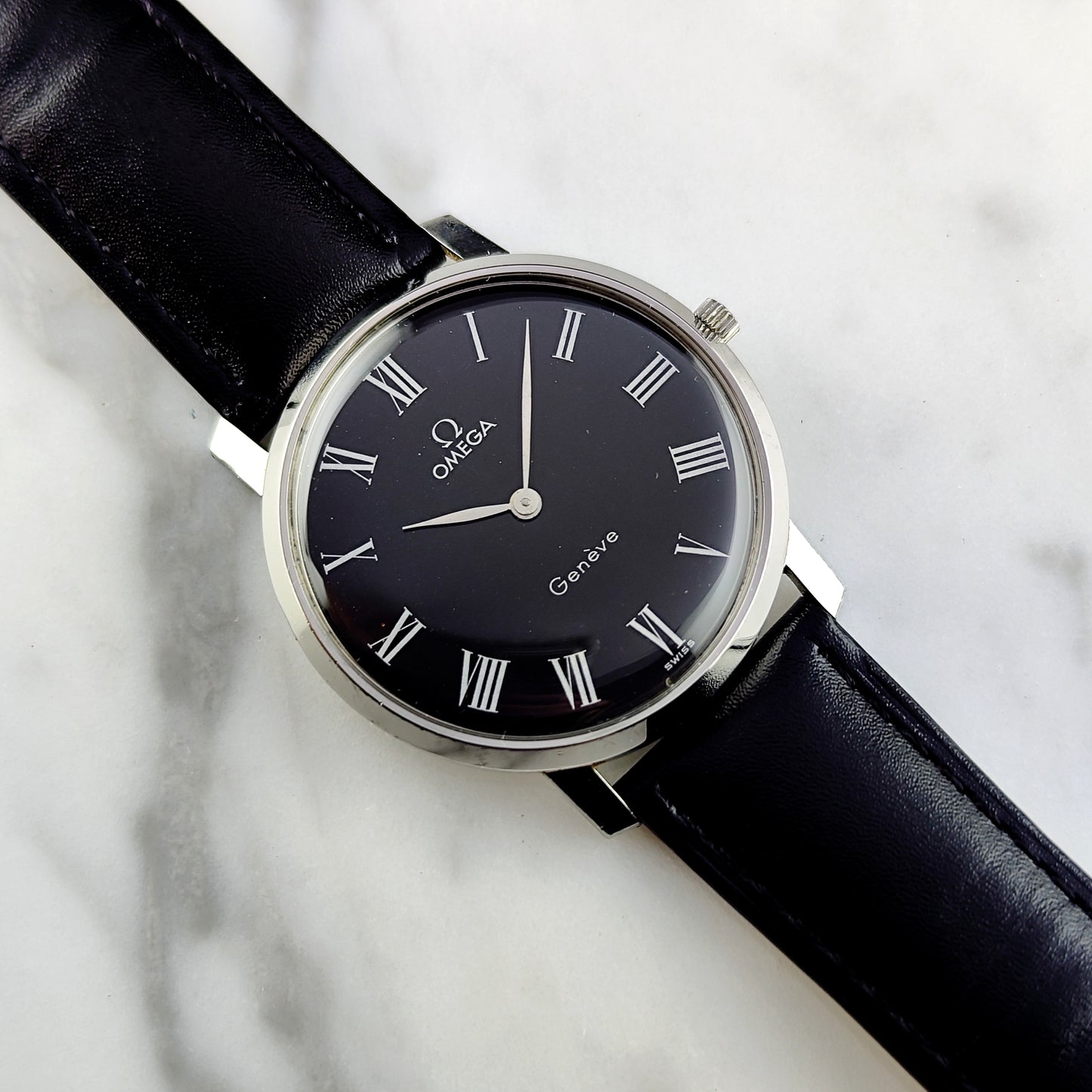 OMEGA Genéve Super Rare Black Roman Dial 1973 [REF. 111.0108]