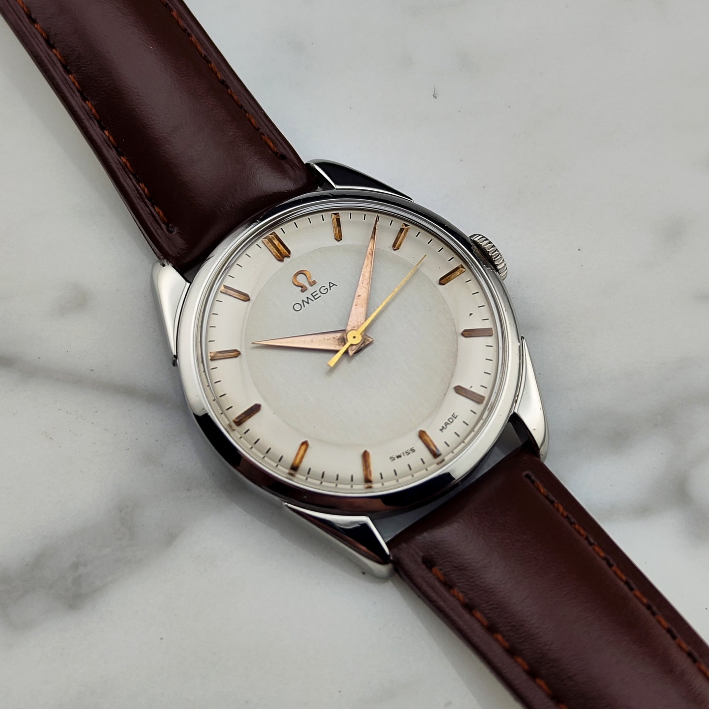 OMEGA Genéve White Dial 1956 [REF. 2910]