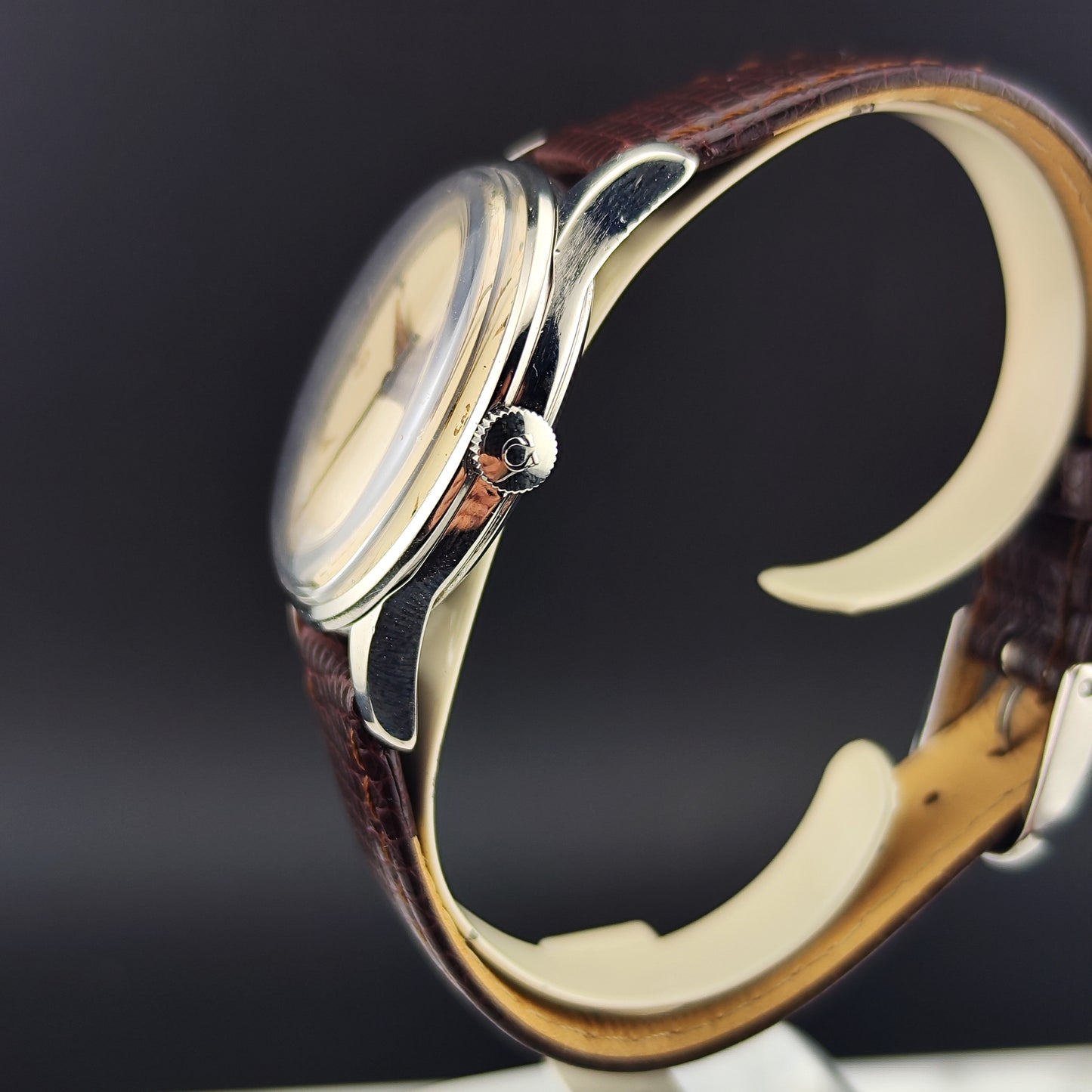 OMEGA Genéve White Numbers Dial 1954 [REF. 2810-3]