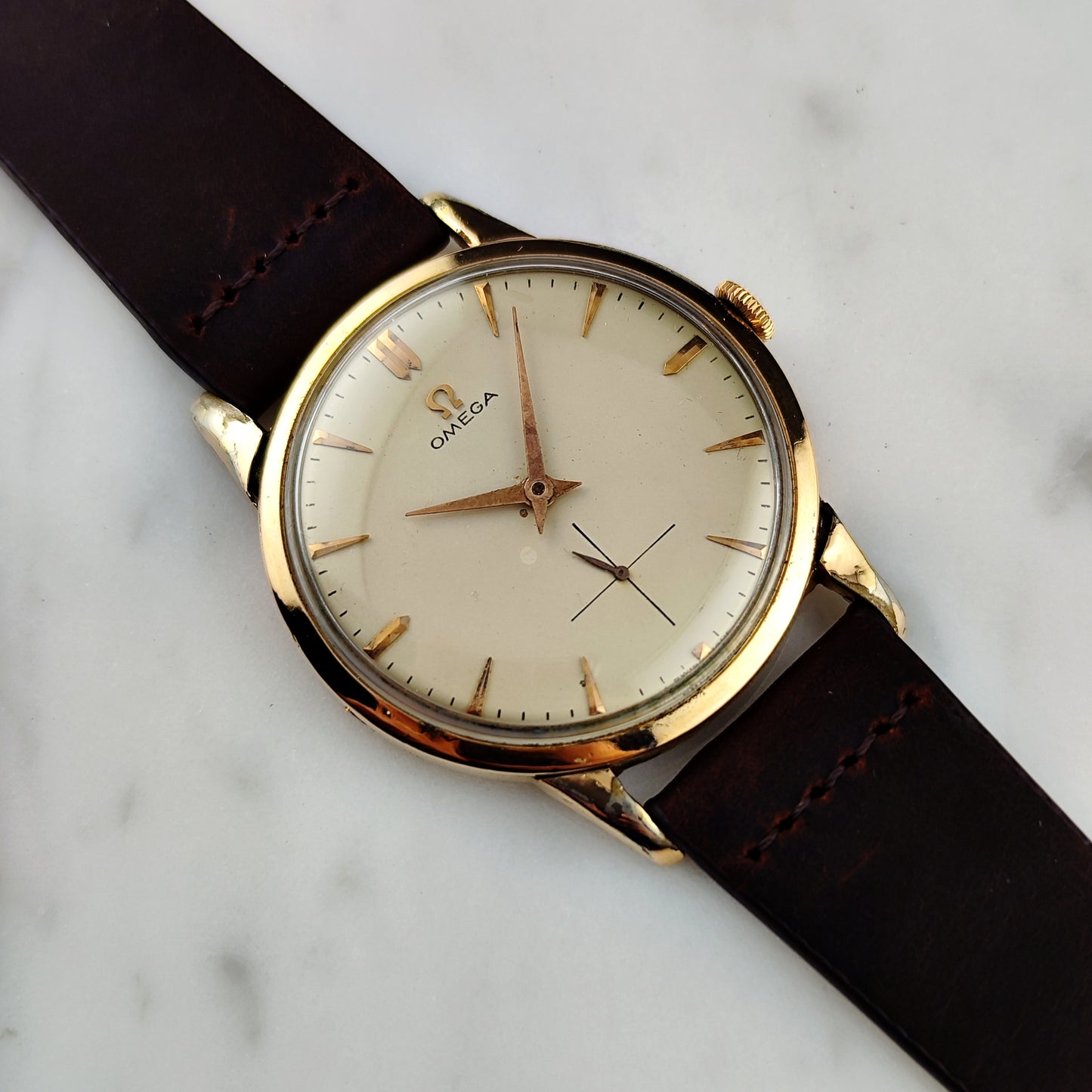 OMEGA Jumbo Gold/Rose White Dial 50s 1954 [REF. 2501]