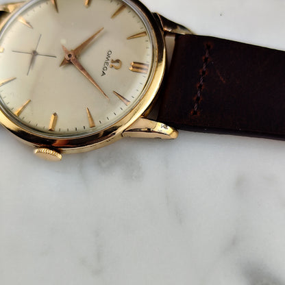 OMEGA Jumbo Gold/Rose White Dial 50s 1954 [REF. 2501]