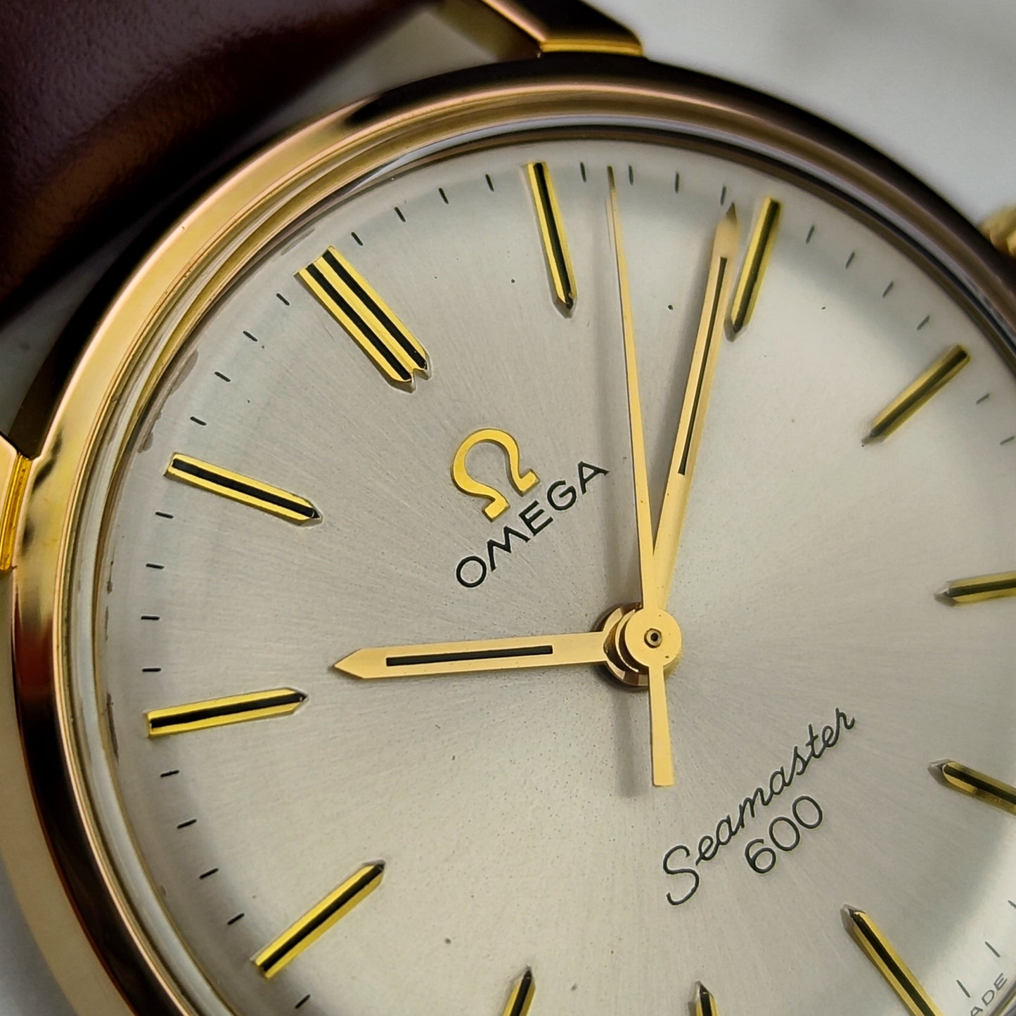 OMEGA Seamaster 600 Gold White Dial Mint+ Serviced 01/2026 [REF. 135.012]