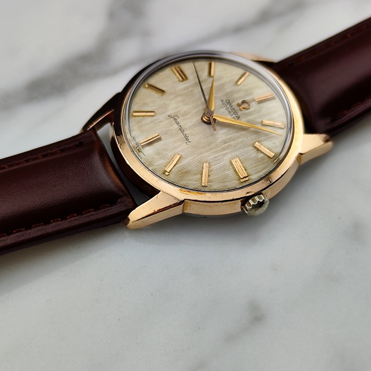 OMEGA Seamaster Automatic Gold Super Rare Line/Tapestry Dial 1960 [REF. 14704]