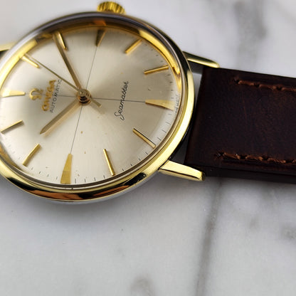 Omega Seamaster Automatic Gold White Dial 1961 Serviced 10/2026 – Zifferblatt in Nahaufnahme mit Seitenansicht