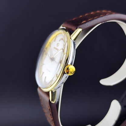 Omega Seamaster Automatic Gold White Dial 1961 Serviced 10/2026 – Seitenansicht mit Krone