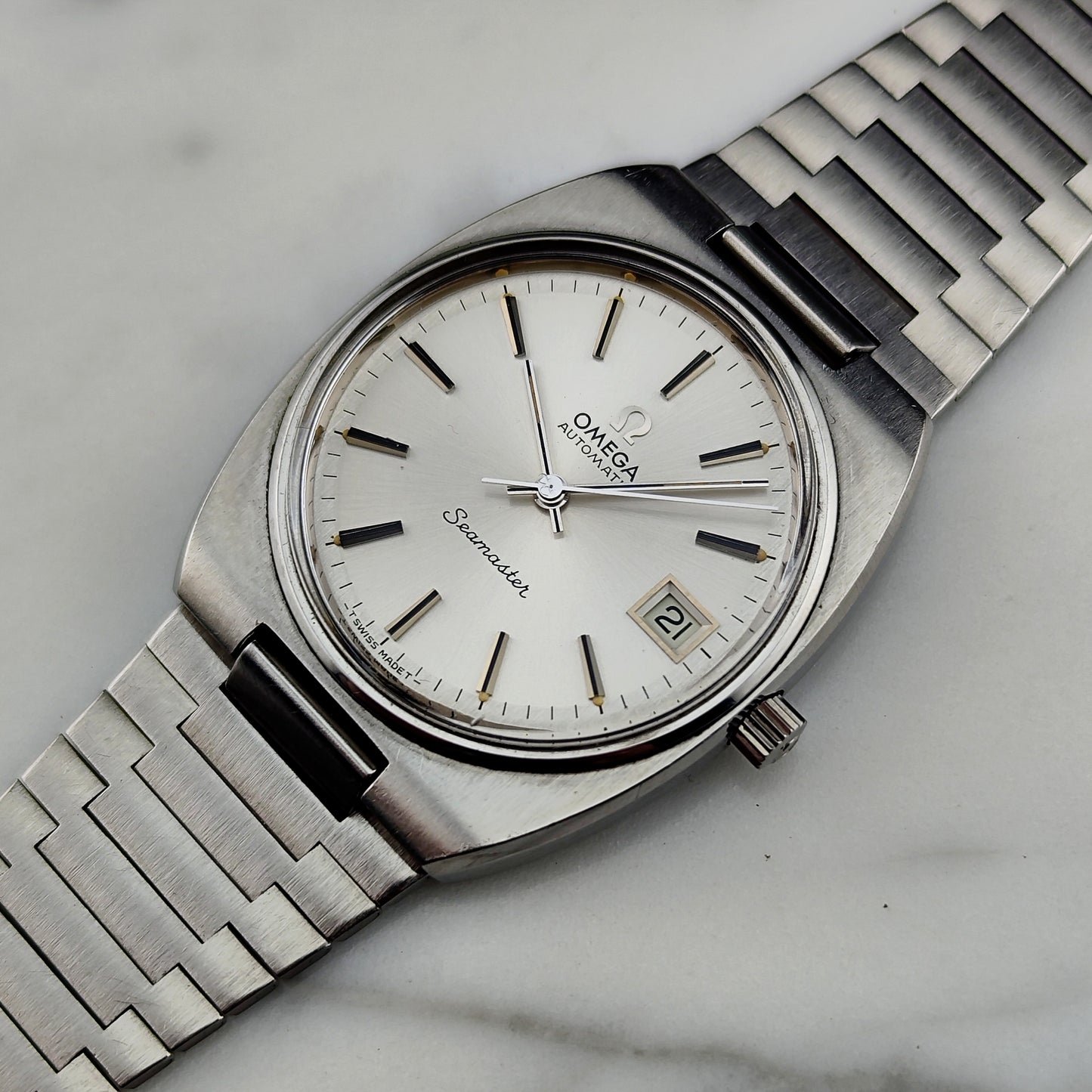 OMEGA Seamaster Automatic Steel Date 1974 Serviced 04/2026 [REF. 166.0206]