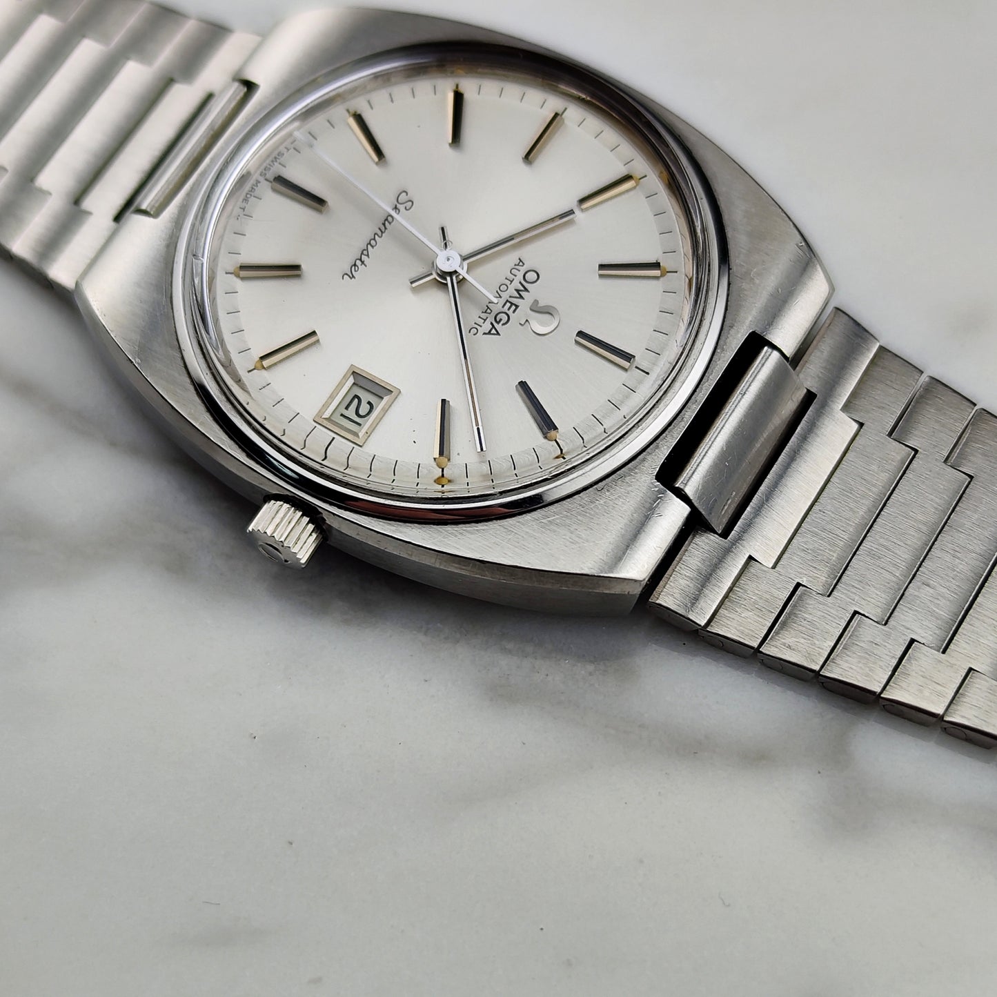 OMEGA Seamaster Automatic Steel Date 1974 Serviced 04/2026 [REF. 166.0206]