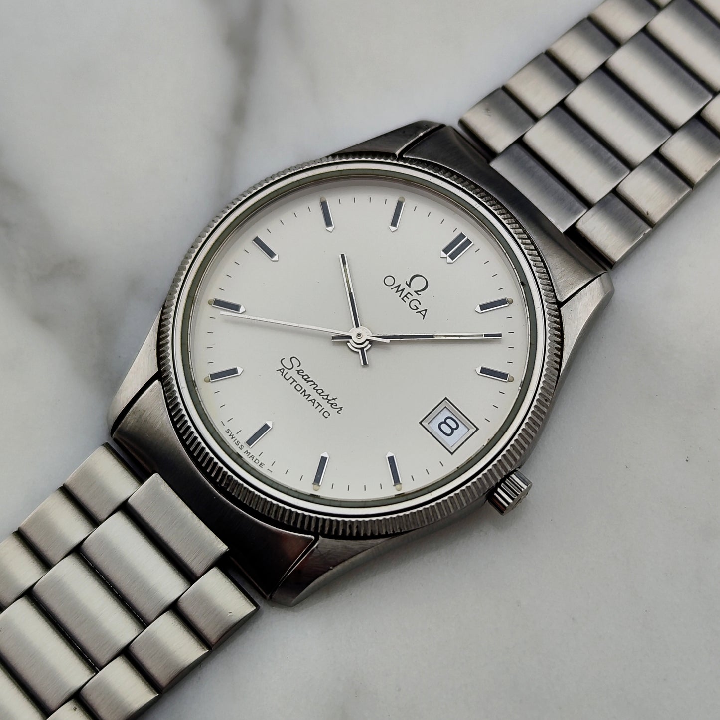 OMEGA Seamaster Automatic White Dial Fullset Box and Papers 1982 [REF. 166.0277]