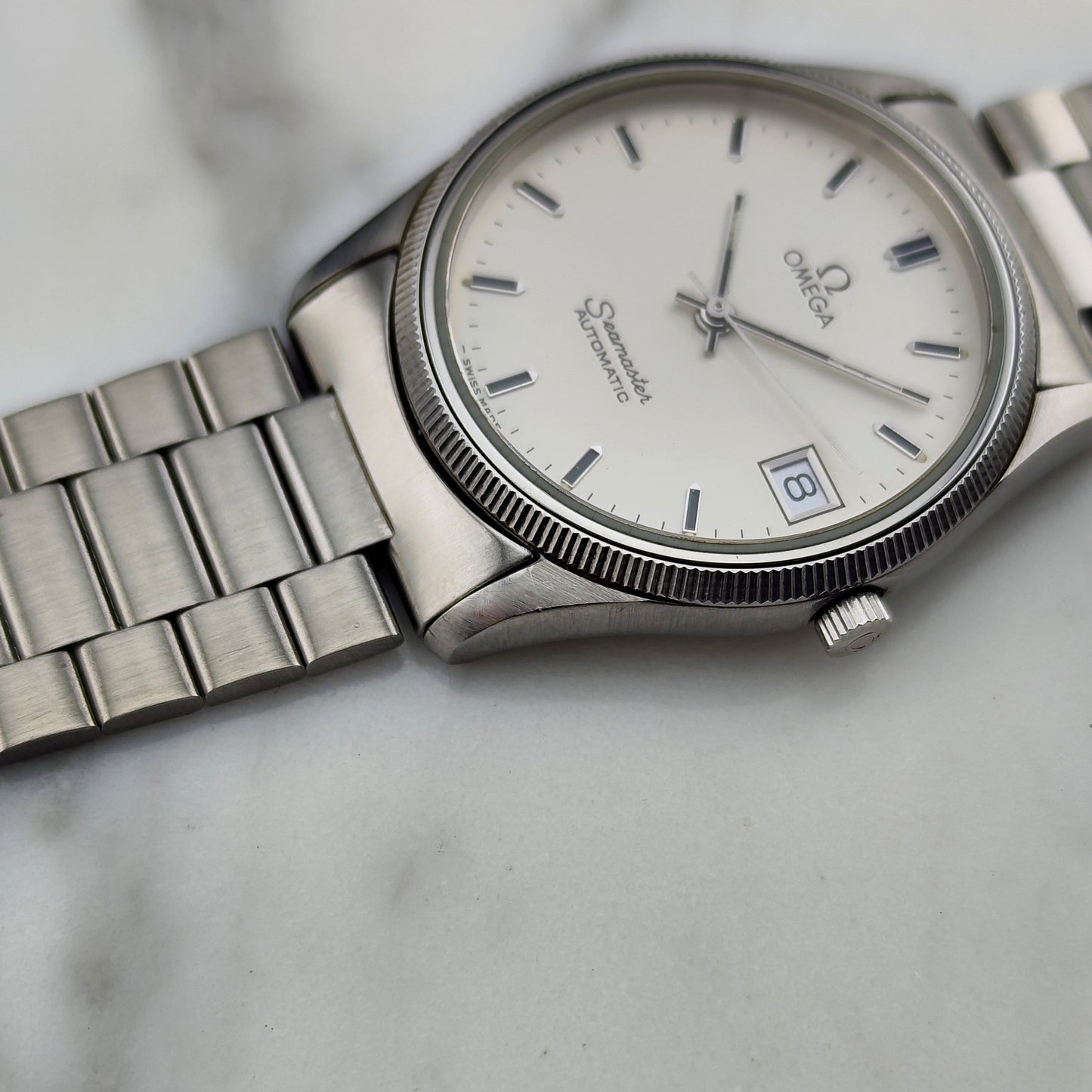 OMEGA Seamaster Automatic White Dial Fullset Box and Papers 1982 [REF. 166.0277]