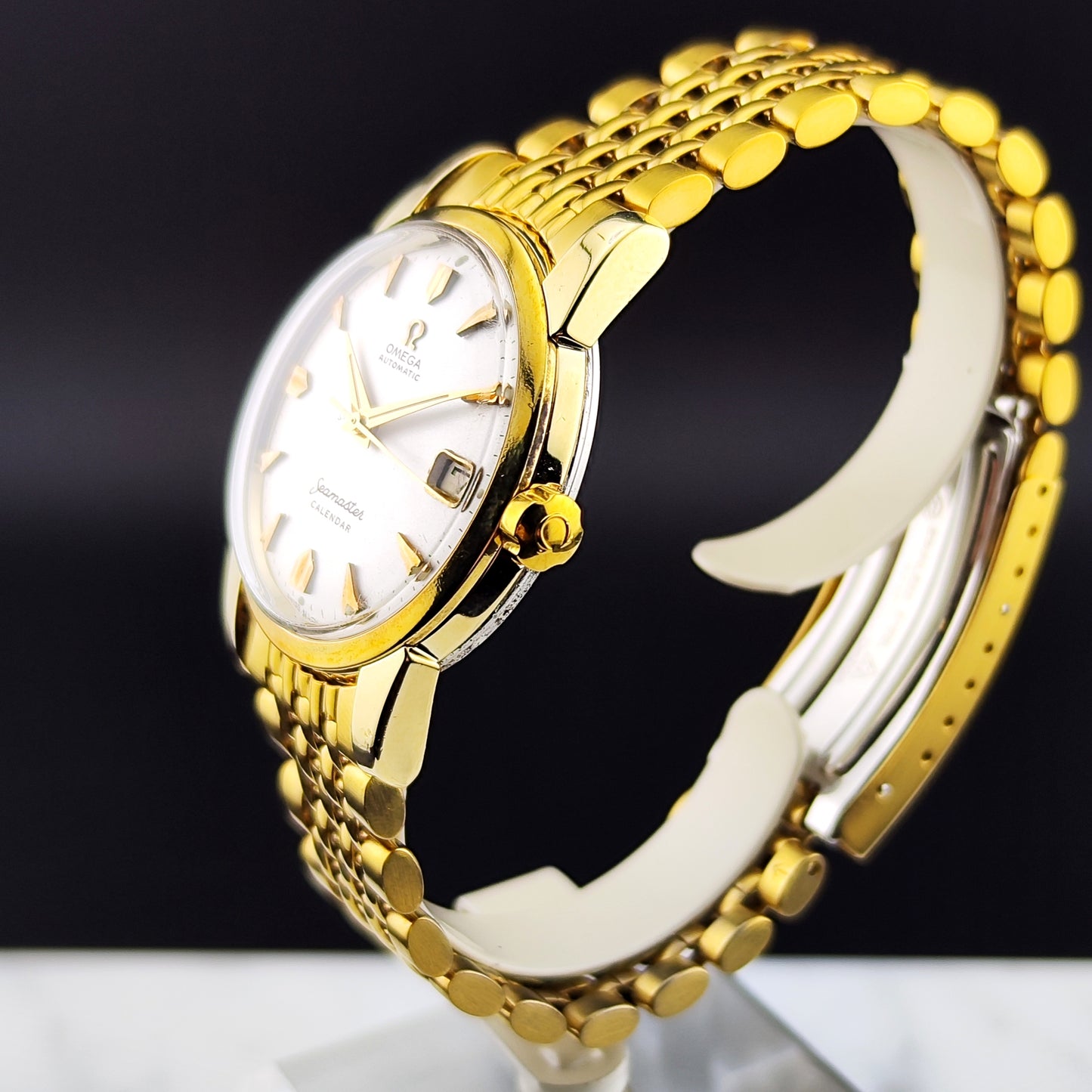 OMEGA Seamaster Calendar Gold White Dial Super Rare Signed Crystal [REF. 2849]