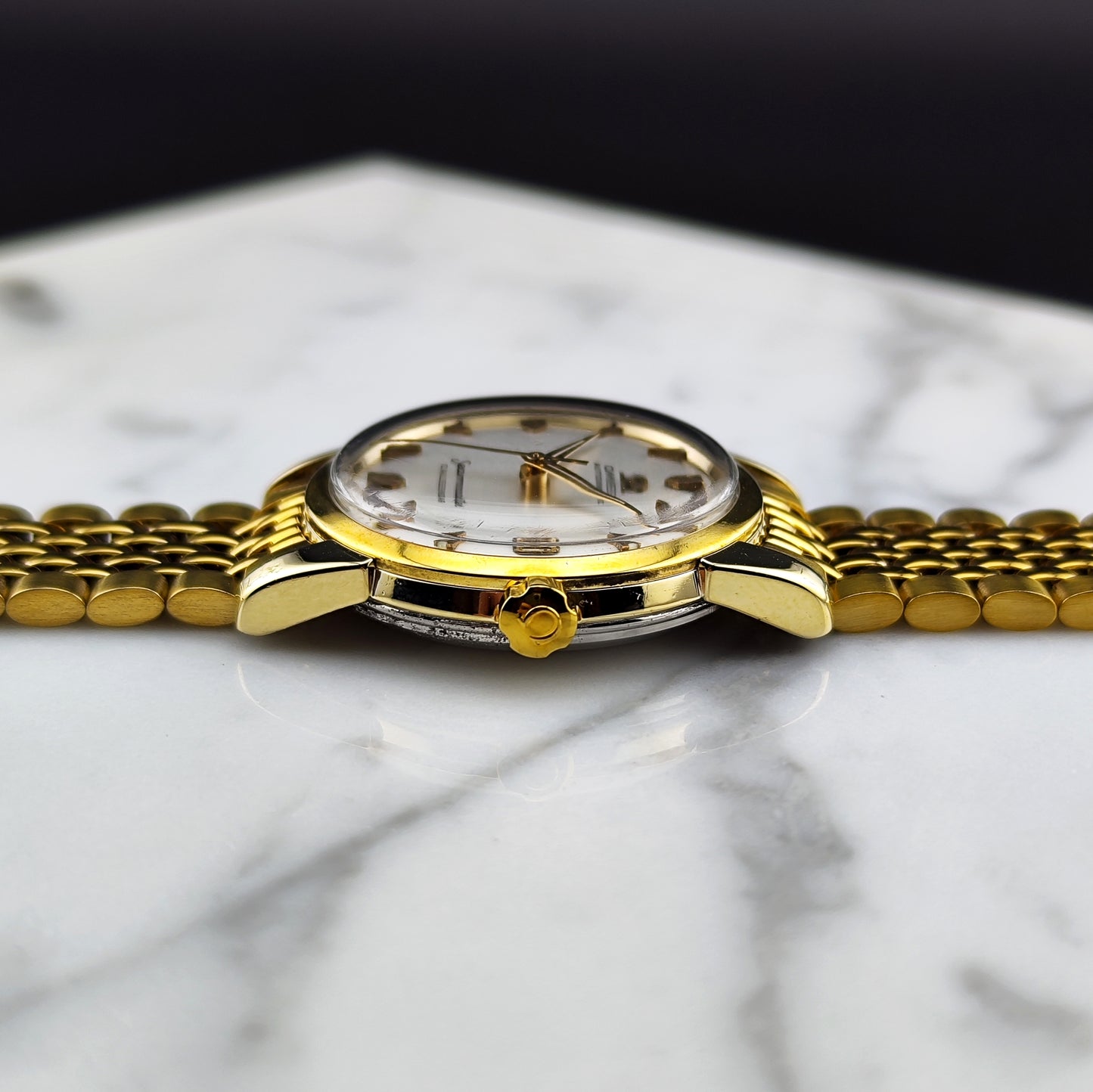 OMEGA Seamaster Calendar Gold White Dial Super Rare Signed Crystal [REF. 2849]