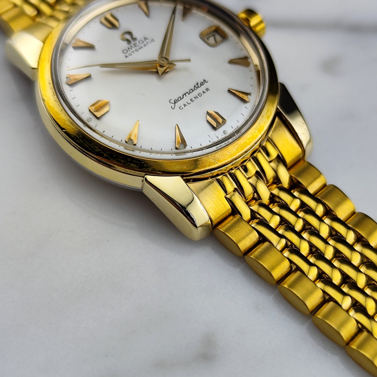 OMEGA Seamaster Calendar Gold White Dial Super Rare Signed Crystal [REF. 2849]