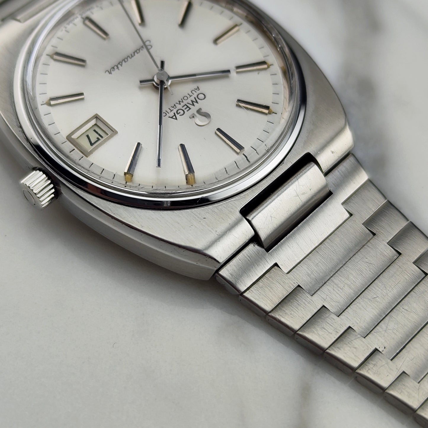 OMEGA Seamaster Date Steel Bracelet Serviced Signed Crystal [REF. 166.0206]