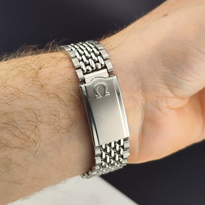 OMEGA Seamaster De Ville Automatic Silver Dial Steel Bracelet [REF. 166.020]