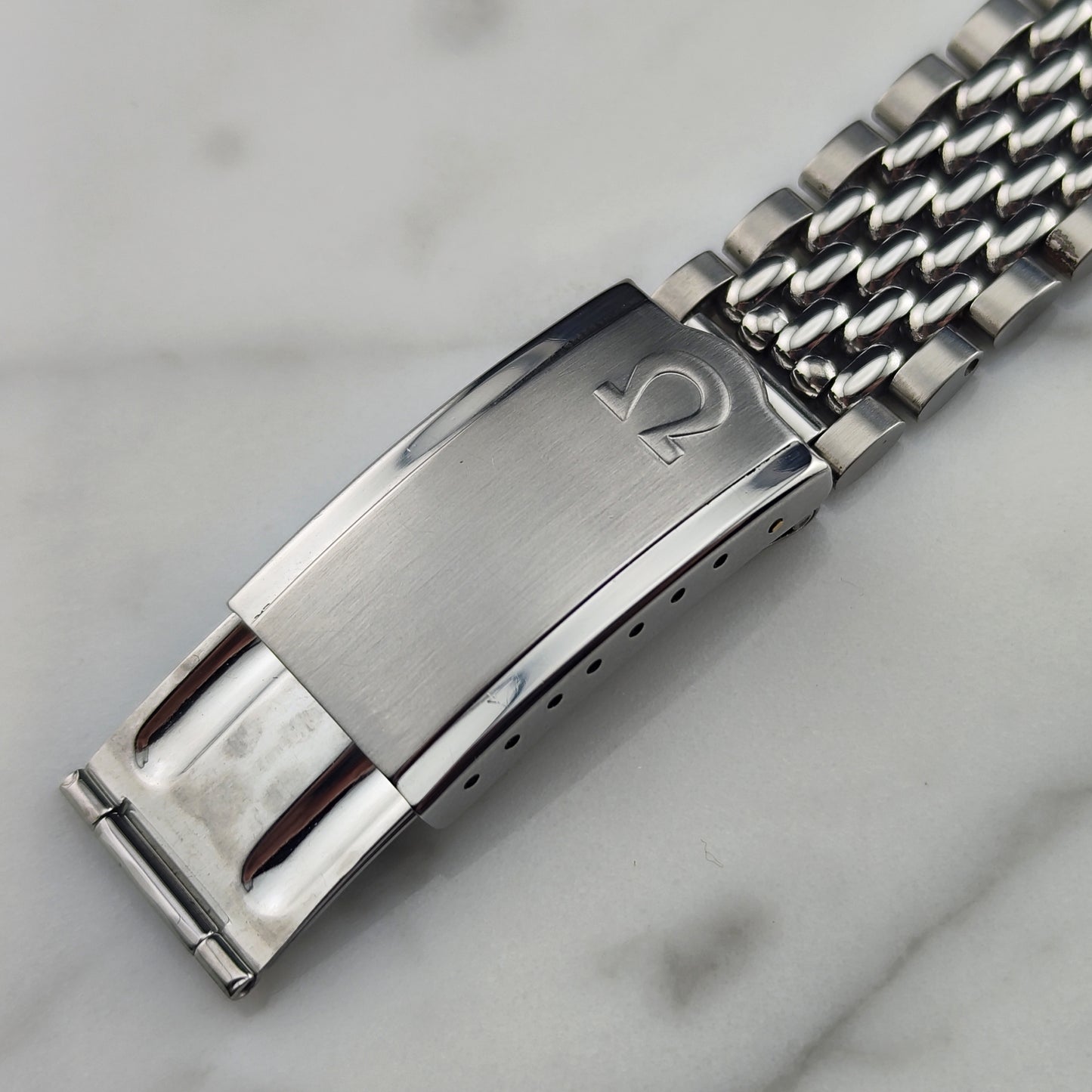 OMEGA Seamaster De Ville Automatic Silver Dial Steel Bracelet [REF. 166.020]