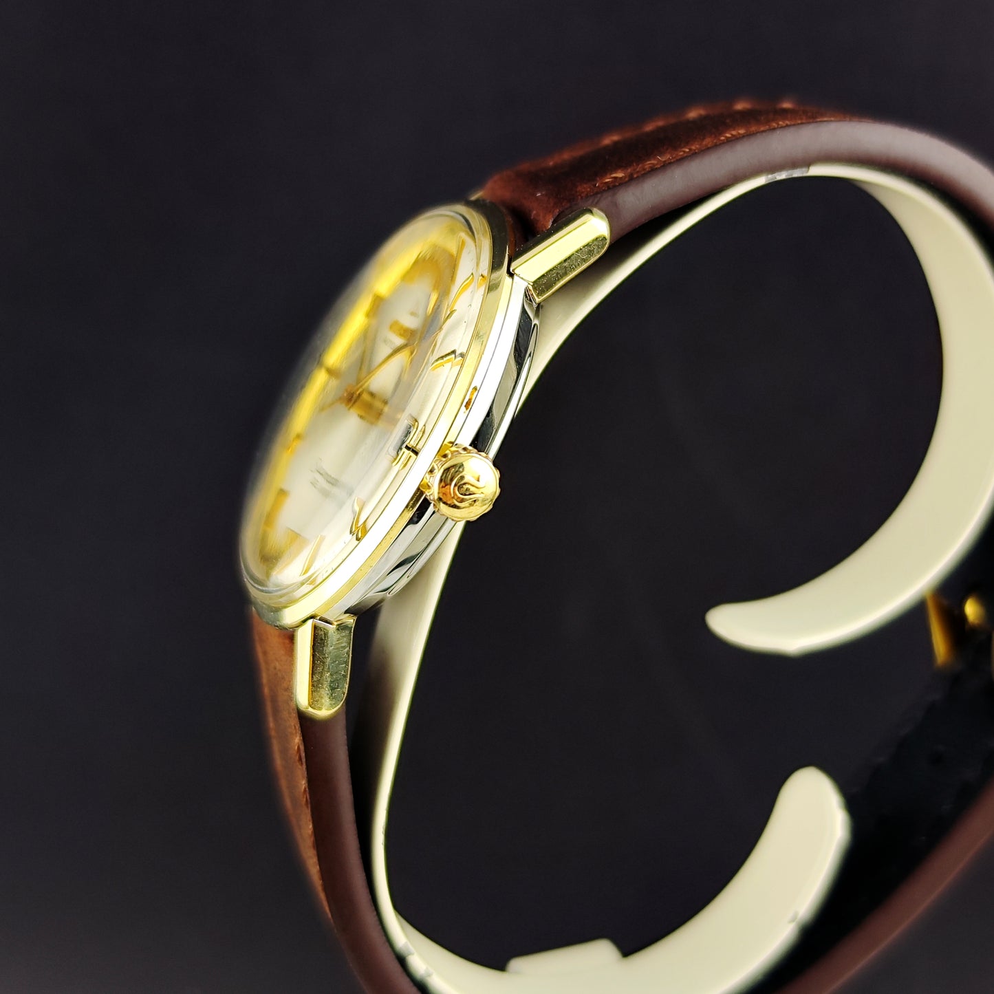 OMEGA Seamaster De Ville Gold White Dial 1967 Serviced 08/2026 [REF. 166.020]