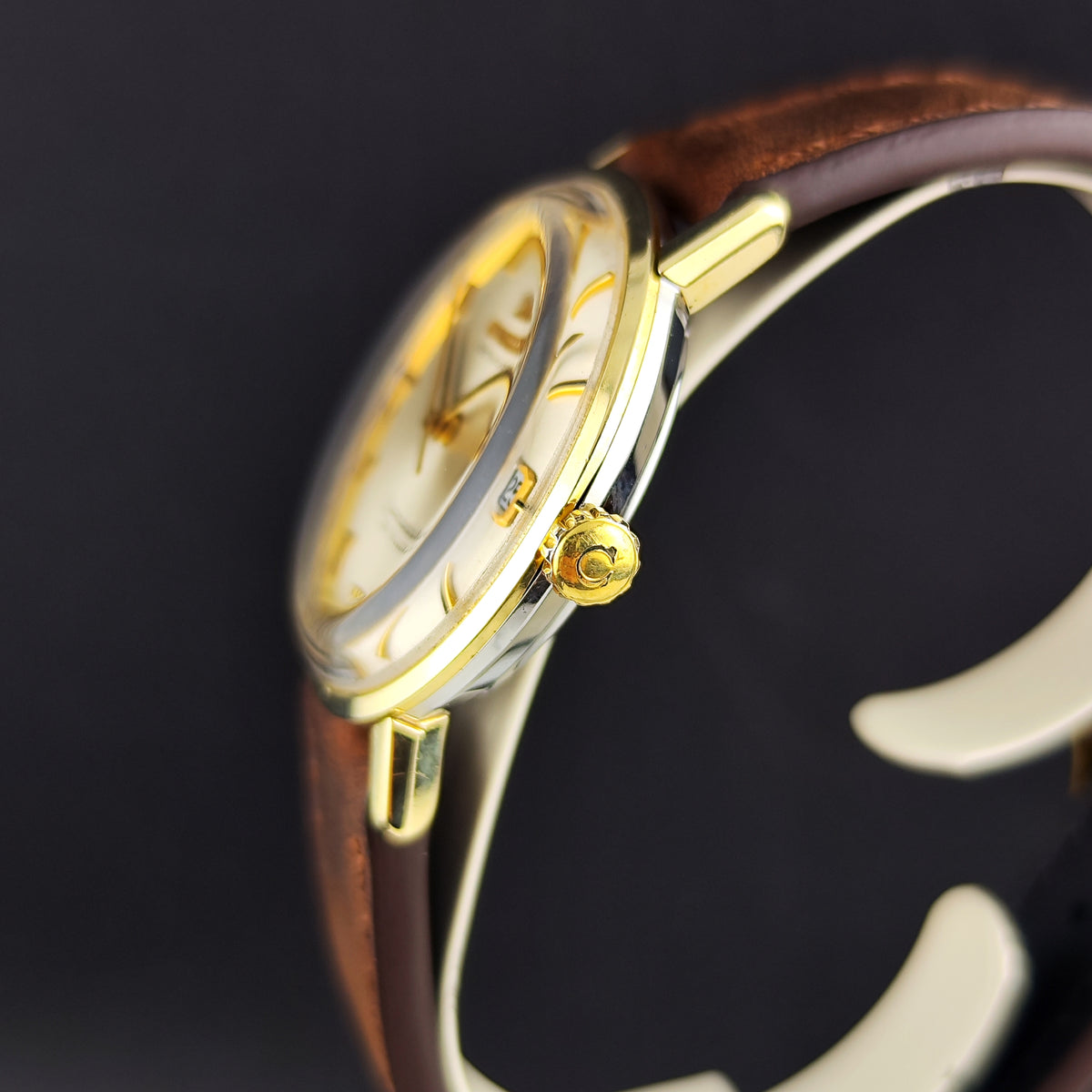 OMEGA Seamaster De Ville Gold White Dial Date 1967 [REF. 166.020]
