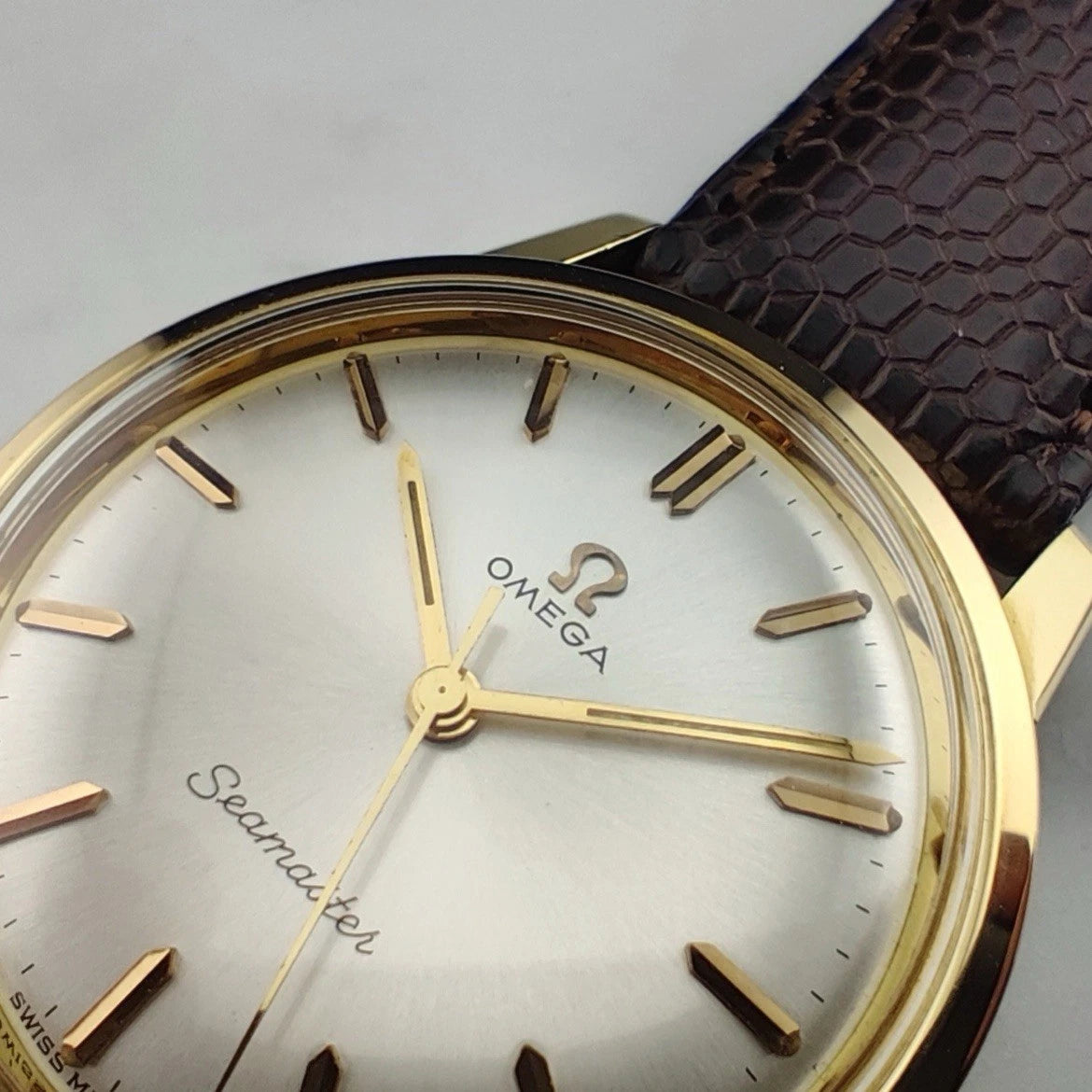 OMEGA Seamaster Gold White Dial Mint 1964 [REF. 135.005]