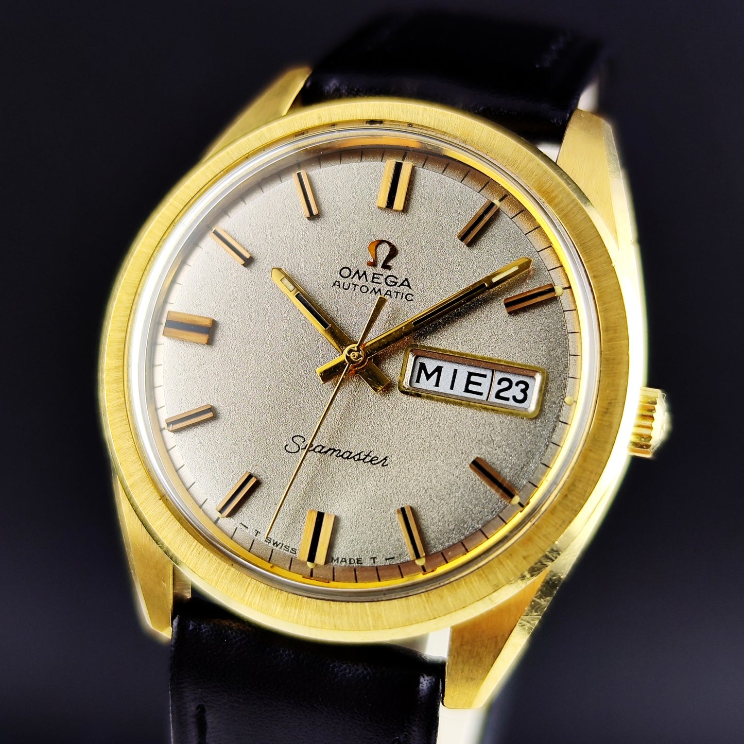 OMEGA Seamaster Gold Automatic Day-Date Sparkling Dial 1969 [REF. 166.032]