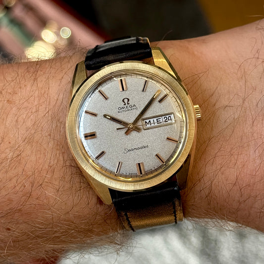 OMEGA Seamaster Gold Automatic Day-Date Sparkling Dial 1969 [REF. 166.032]