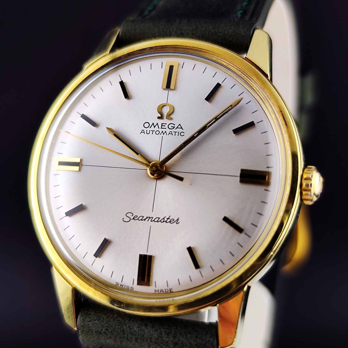 Omega Seamaster Gold Automatic White Crosshair 1966 [REF. 165.002]