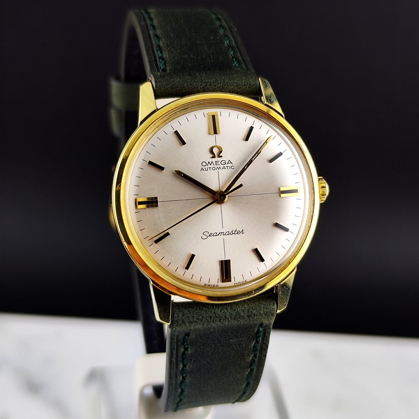 Omega Seamaster Gold Automatic White Crosshair 1966 [REF. 165.002]