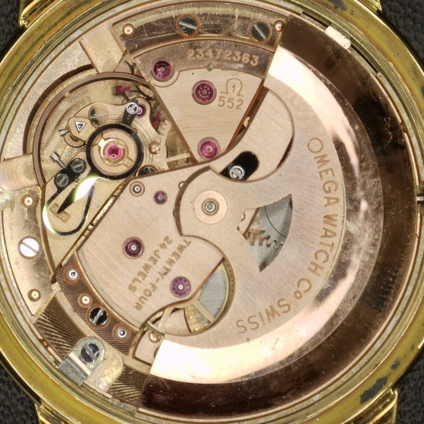 Omega Seamaster Gold Automatic White Crosshair 1966 [REF. 165.002]
