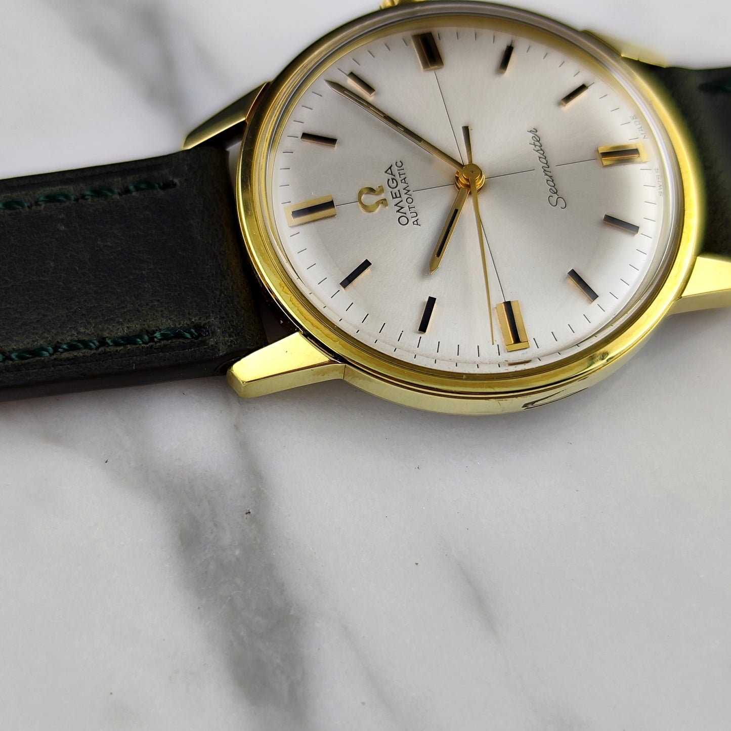 Omega Seamaster Gold Automatic White Crosshair 1966 [REF. 165.002]