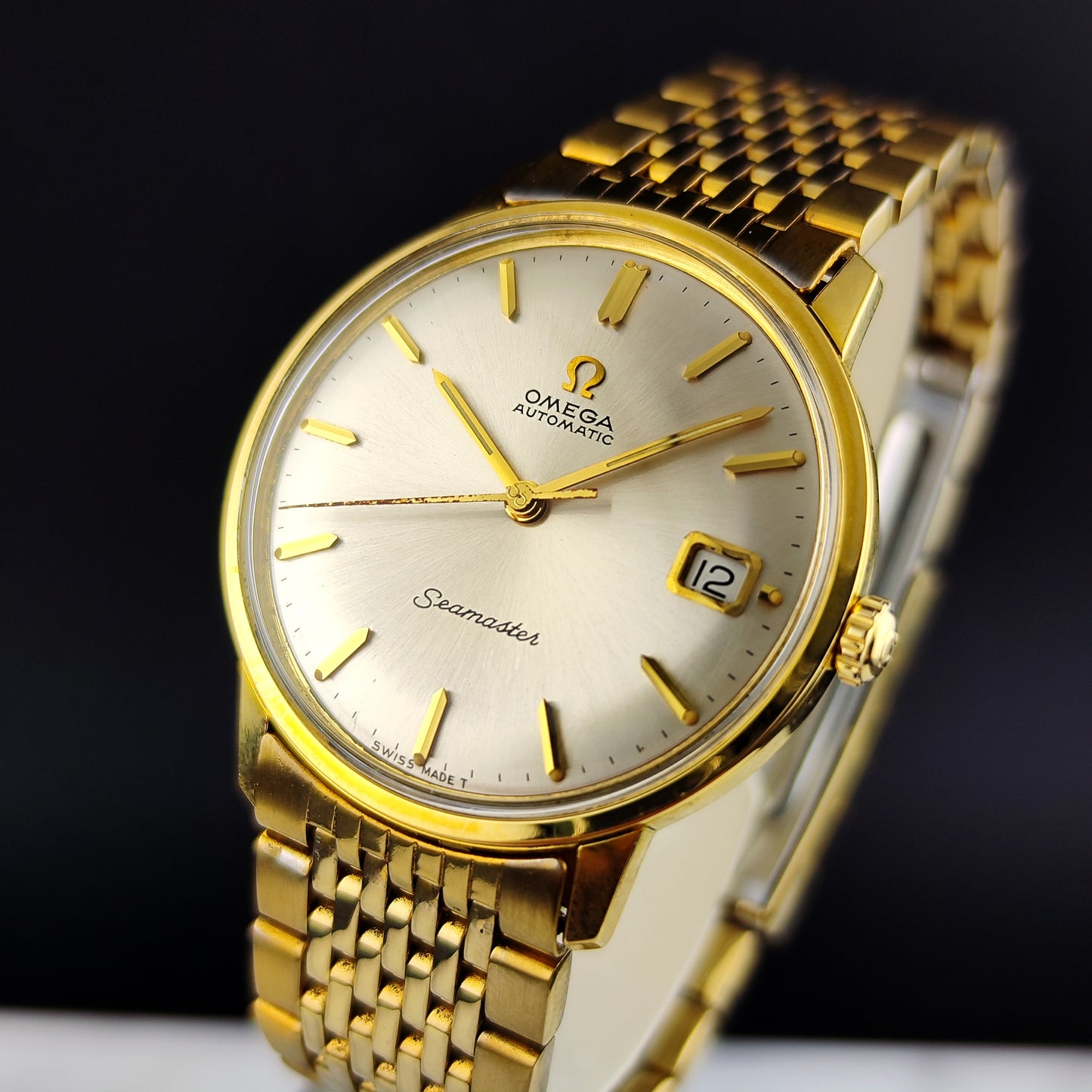 OMEGA Seamaster Gold White Dial 1963 [REF. 166.002]