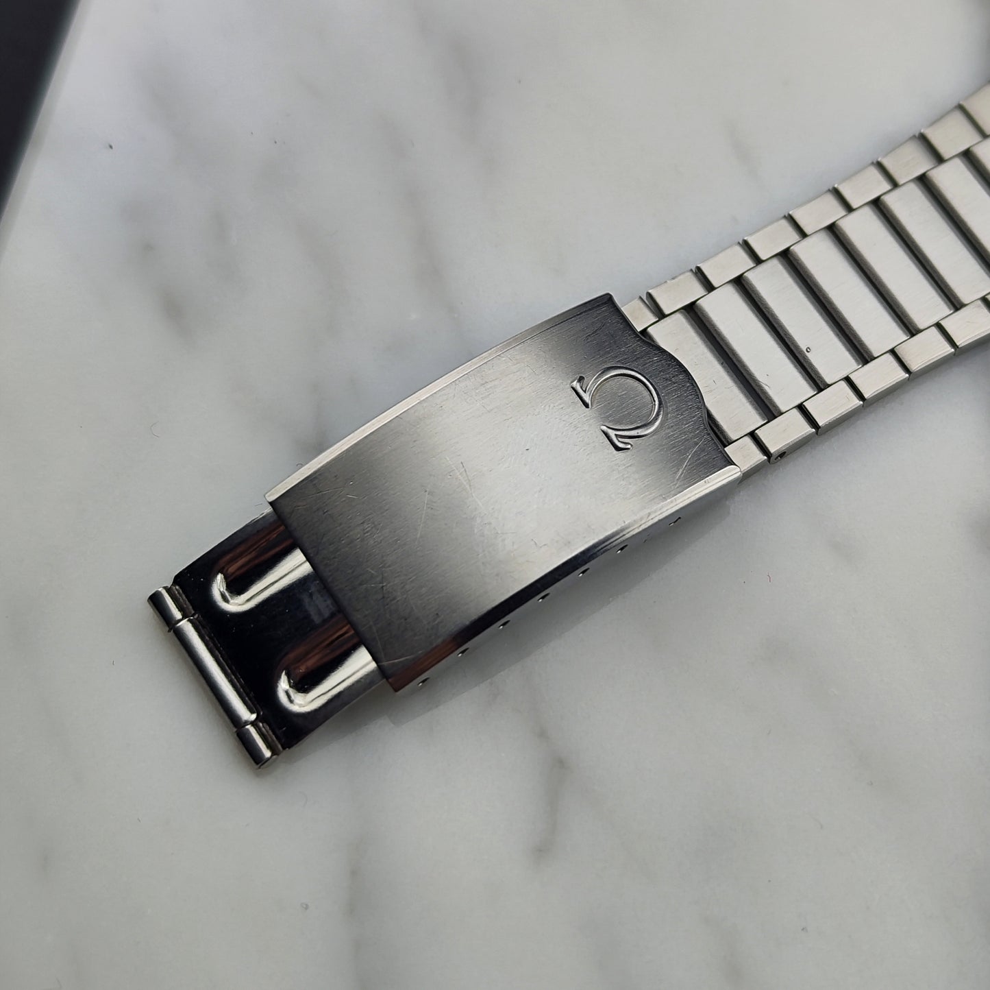 OMEGA Seamaster Quartz Day-Date Steel Bracelet White Dial Rare [REF. 196.0131]