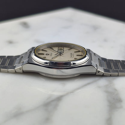 OMEGA Seamaster Quartz Day-Date Steel Bracelet White Dial Rare [REF. 196.0131]