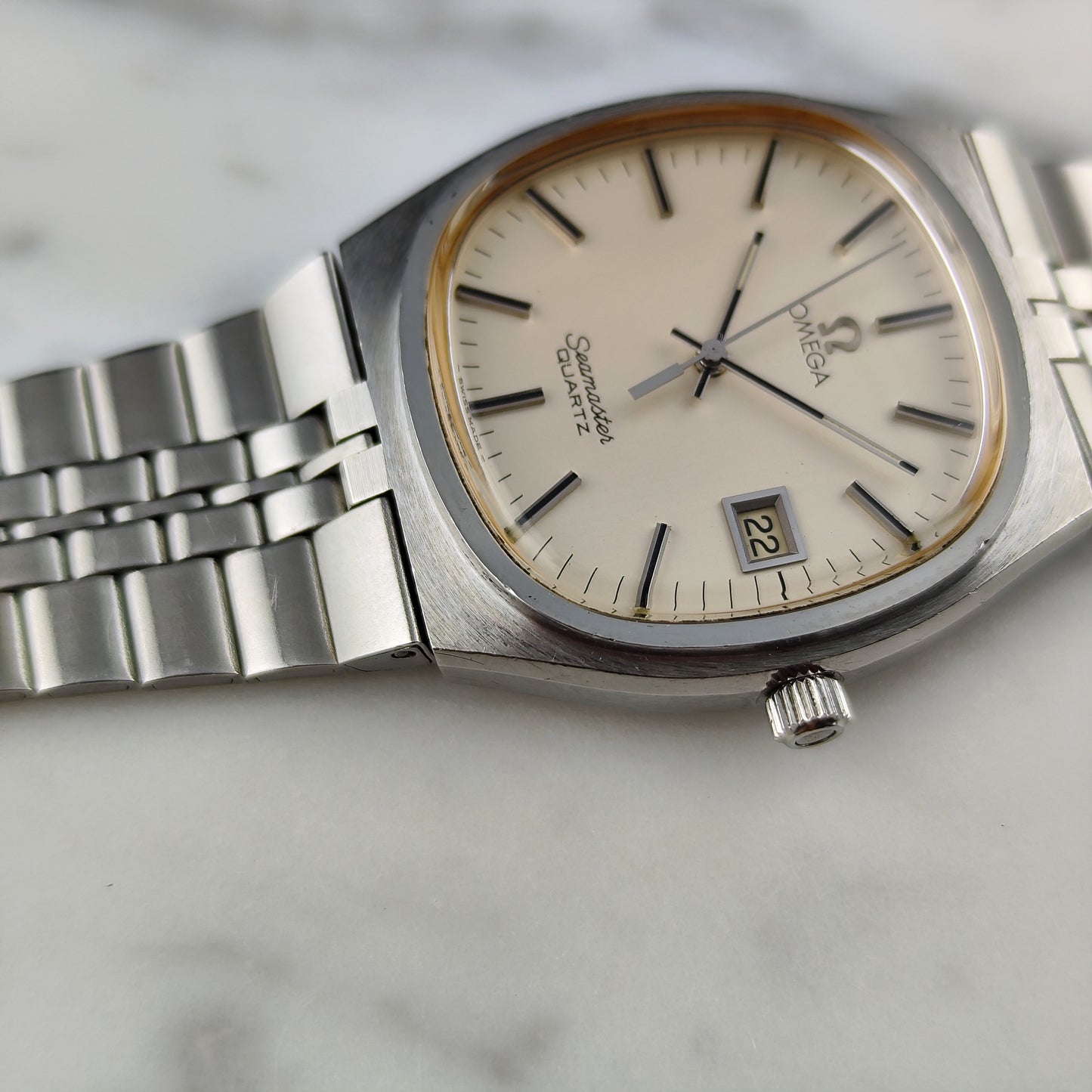 Omega Seamaster Quartz Beige Dial Steel Rare 1979 [REF. 196.0156]