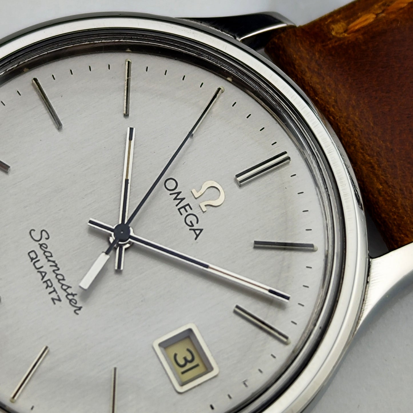 OMEGA Seamaster Quartz Date Silver Dial [REF. 196.0106]