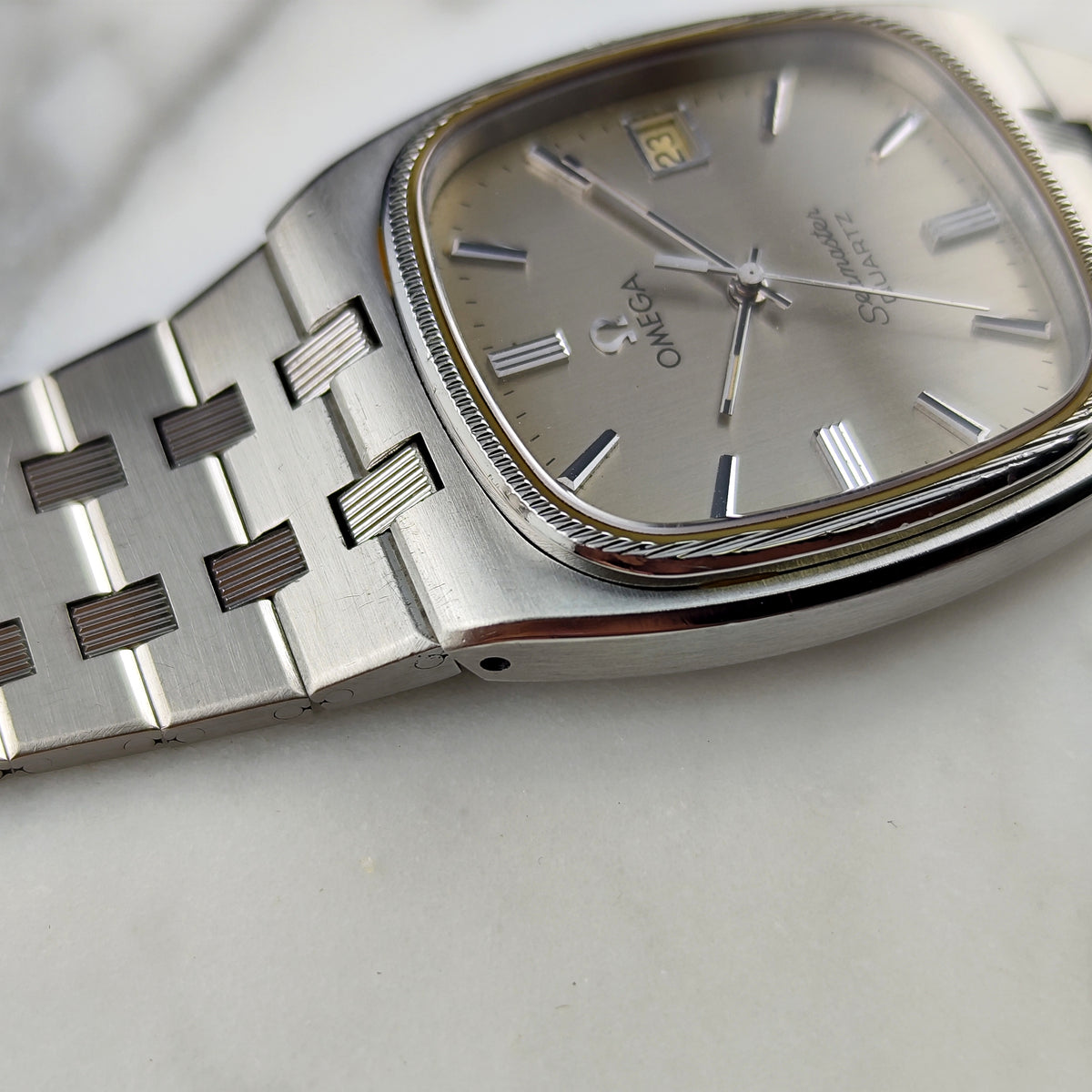 Omega Seamaster Quartz Steel Rare Date 1980 [REF. 196.0136]