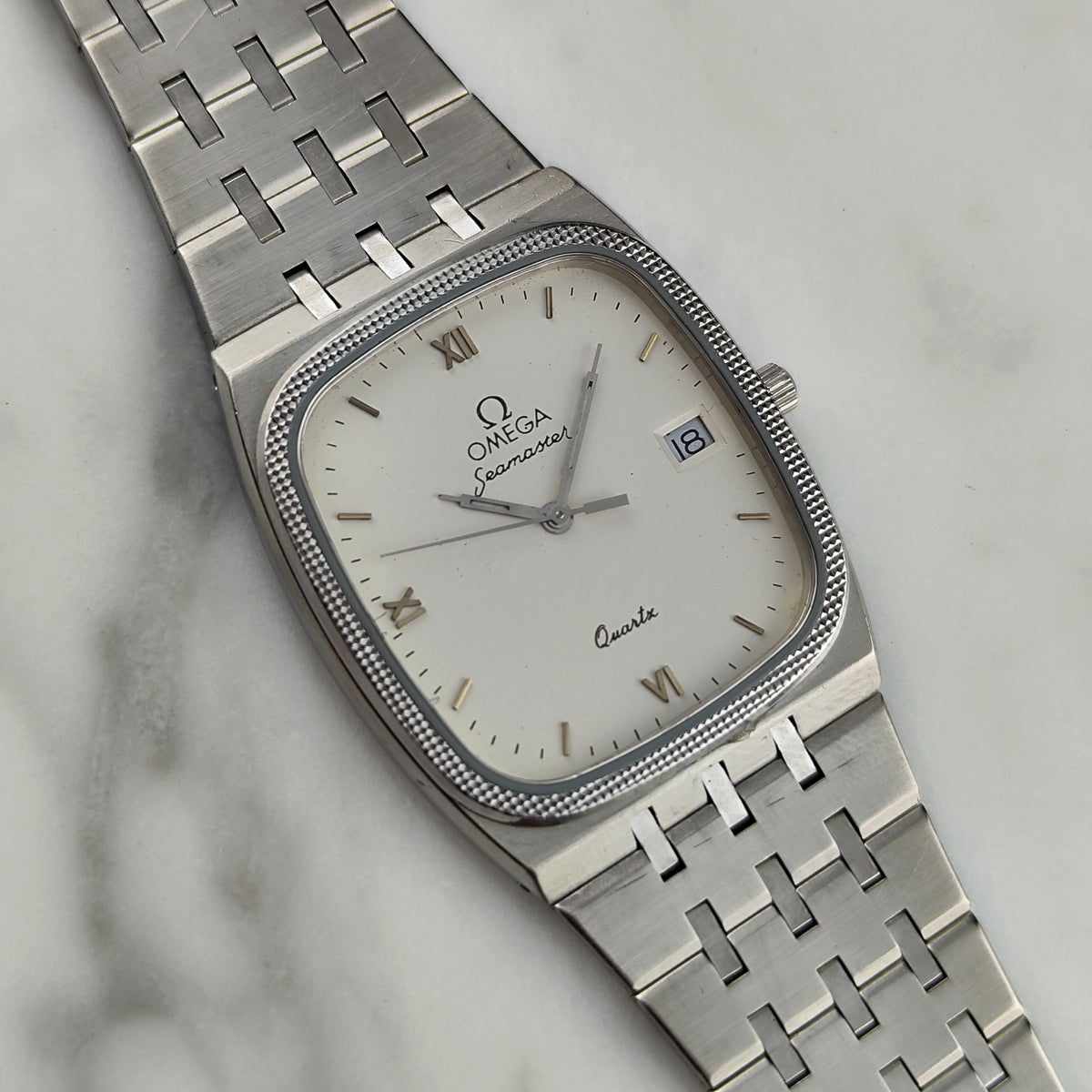 OMEGA Seamaster Quartz White Dial Roman Date 1984 [REF. 196.0276]