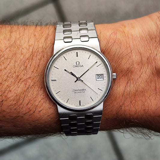 Omega Seamaster Quartz Silver Frosted Dial [REF. 196.0277]