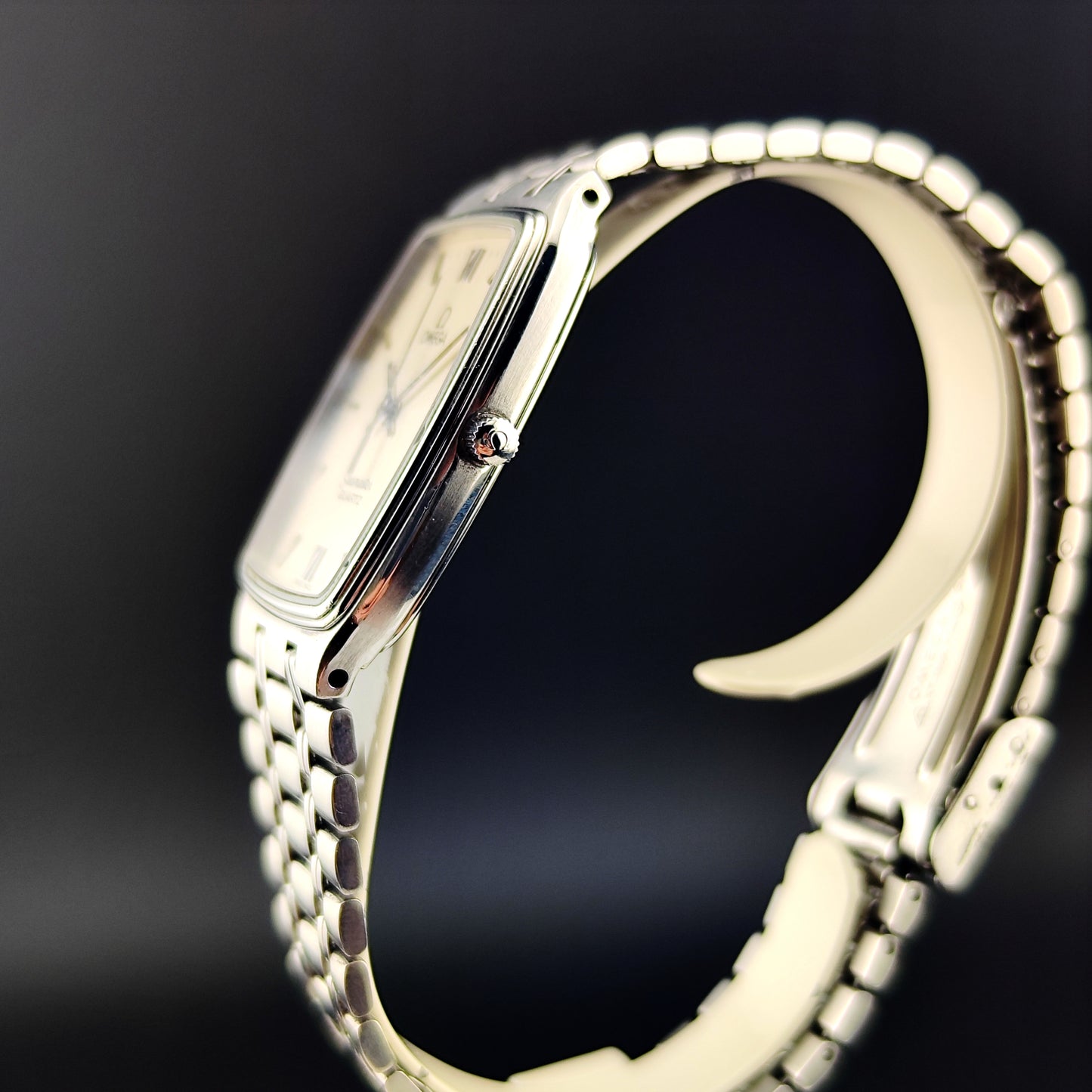 OMEGA Seamaster Quartz White Dial Date 1982 [REF. 196.0289]