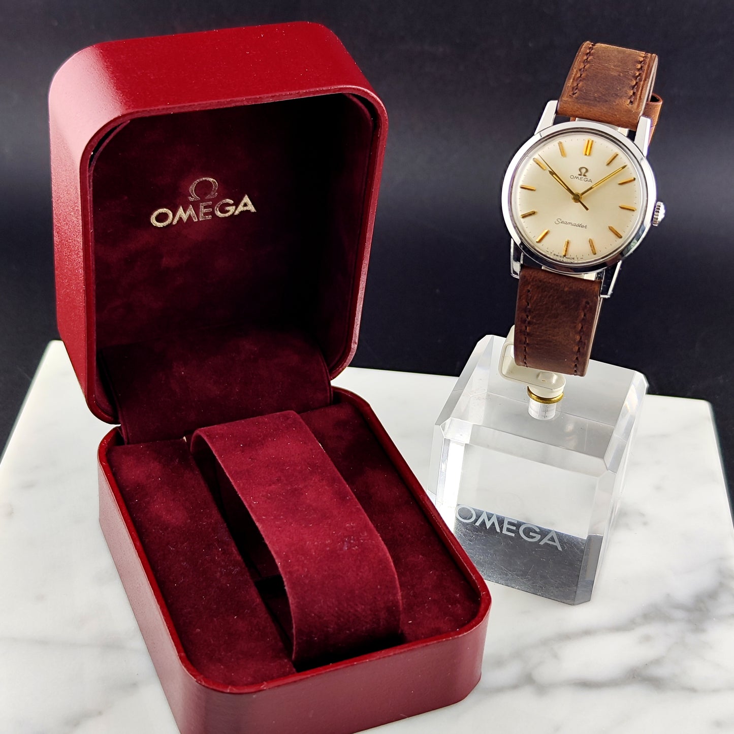 OMEGA Seamaster White Dial Gold Mint 1964 with Box [REF. 135.005]