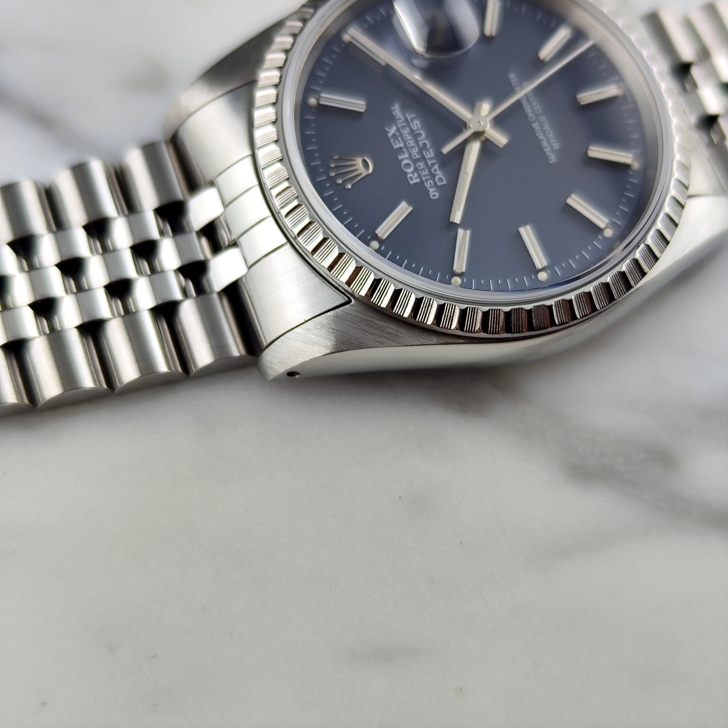 Rolex Datejust 36 Blue Dial Sapphire 1989 Fullset Box and Papers [REF. 16220]