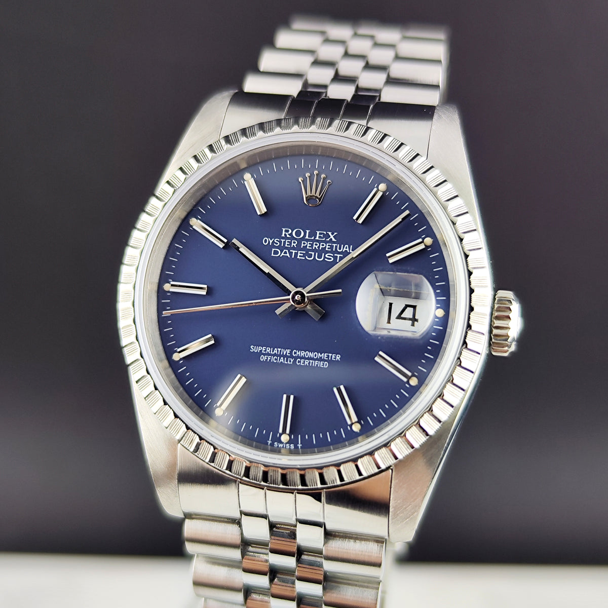 Rolex Datejust 36 Blue Dial Sapphire 1989 Fullset Box and Papers [REF. 16220]