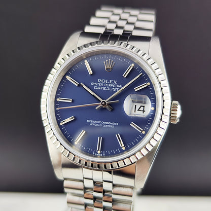 Rolex Datejust 36 Blue Dial Sapphire 1989 Fullset Box and Papers [REF. 16220]