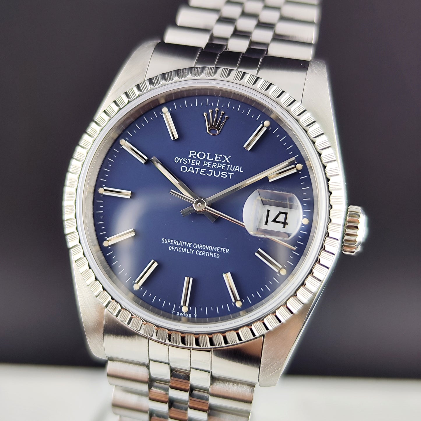Rolex Datejust 36 Blue Dial Sapphire 1989 Fullset Box and Papers [REF. 16220]