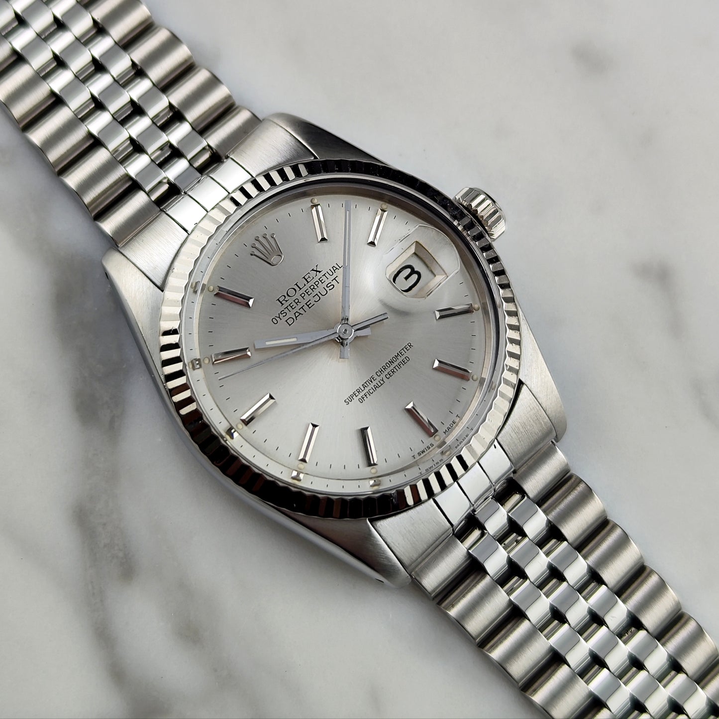 ROLEX Datejust 36 Silver Dial 18ct Bezel 1988 [REF. 16014]