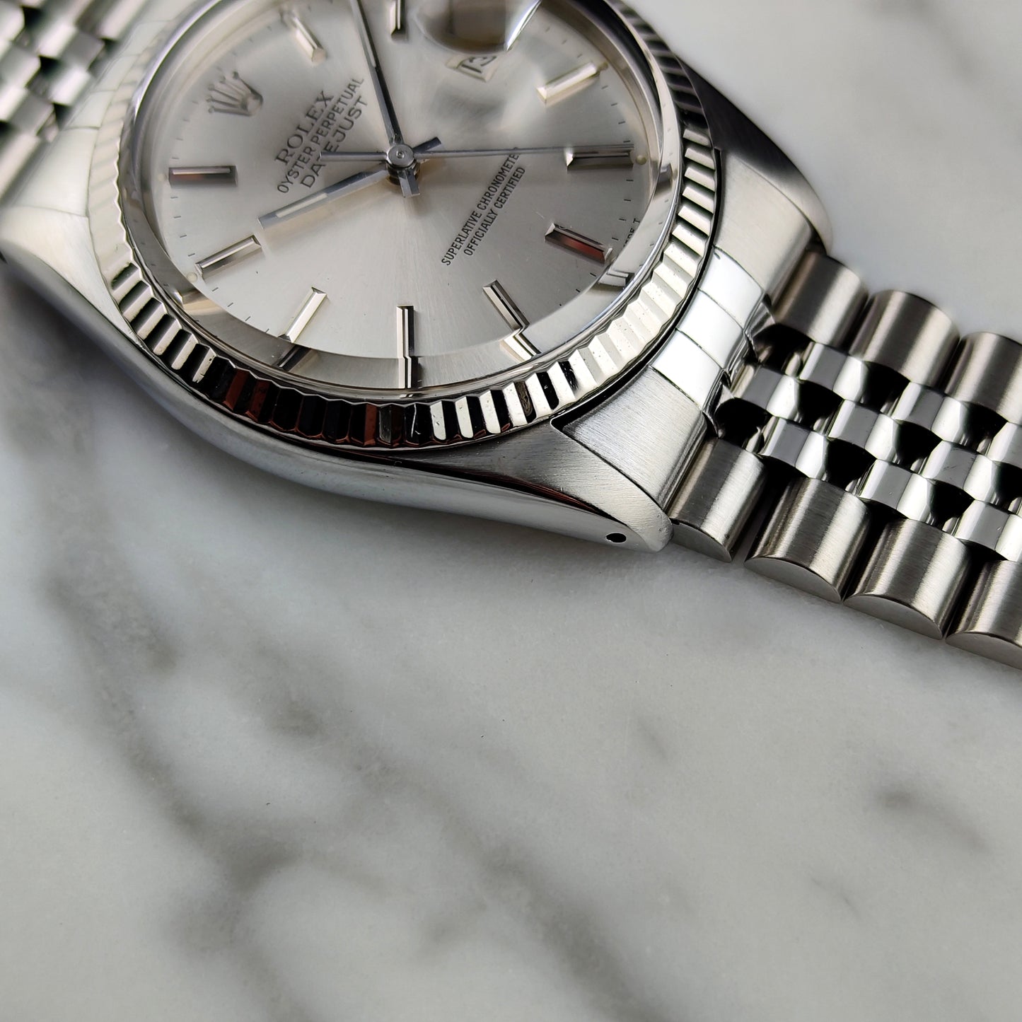 ROLEX Datejust 36 Silver Dial 18ct Bezel 1988 [REF. 16014]