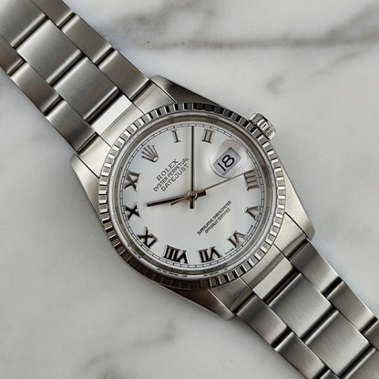 Rolex Datejust 36 White Dial Roman 2005 Fullset Box and Papers [REF. 16220]