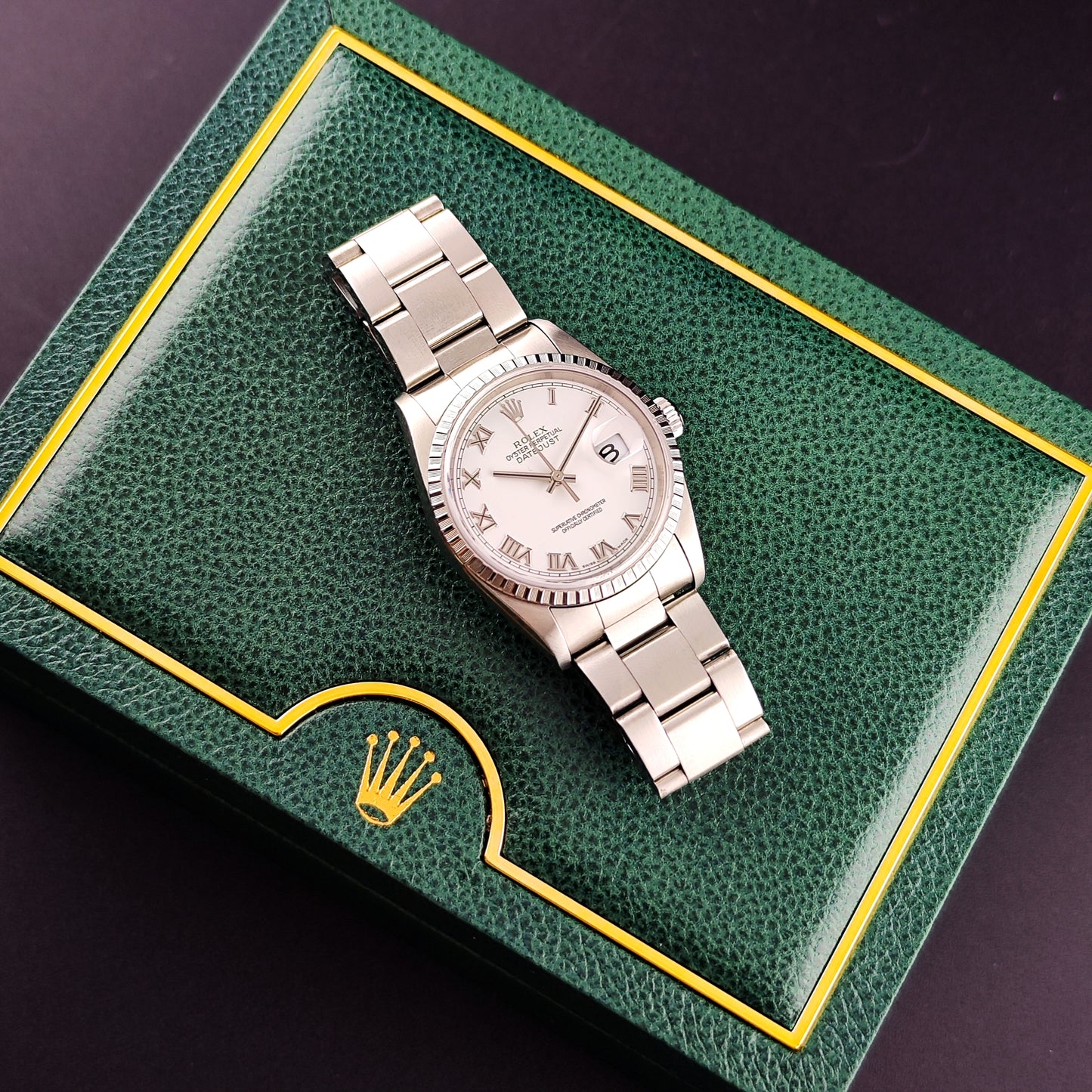 Rolex Datejust 36 White Dial Roman 2005 Fullset Box and Papers [REF. 16220]