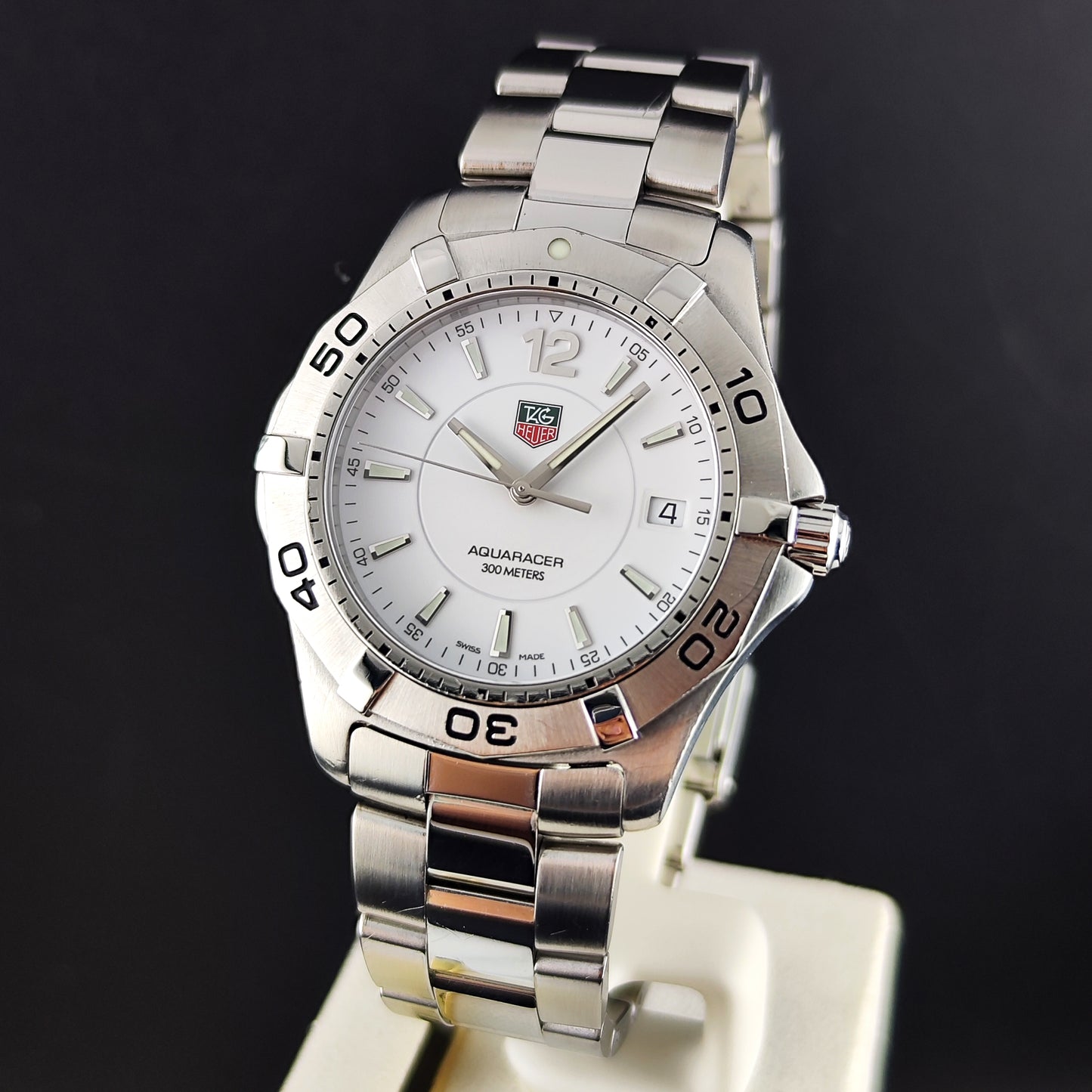 TAG Heuer Aquaracer White Dial 300m Fullset Box and Papers 2005 [REF. WAF1111]